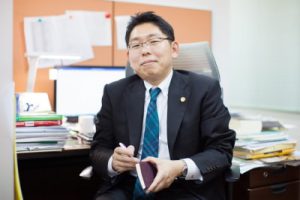 弁護士柿田徳宏