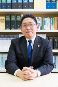 弁護士柿田徳宏